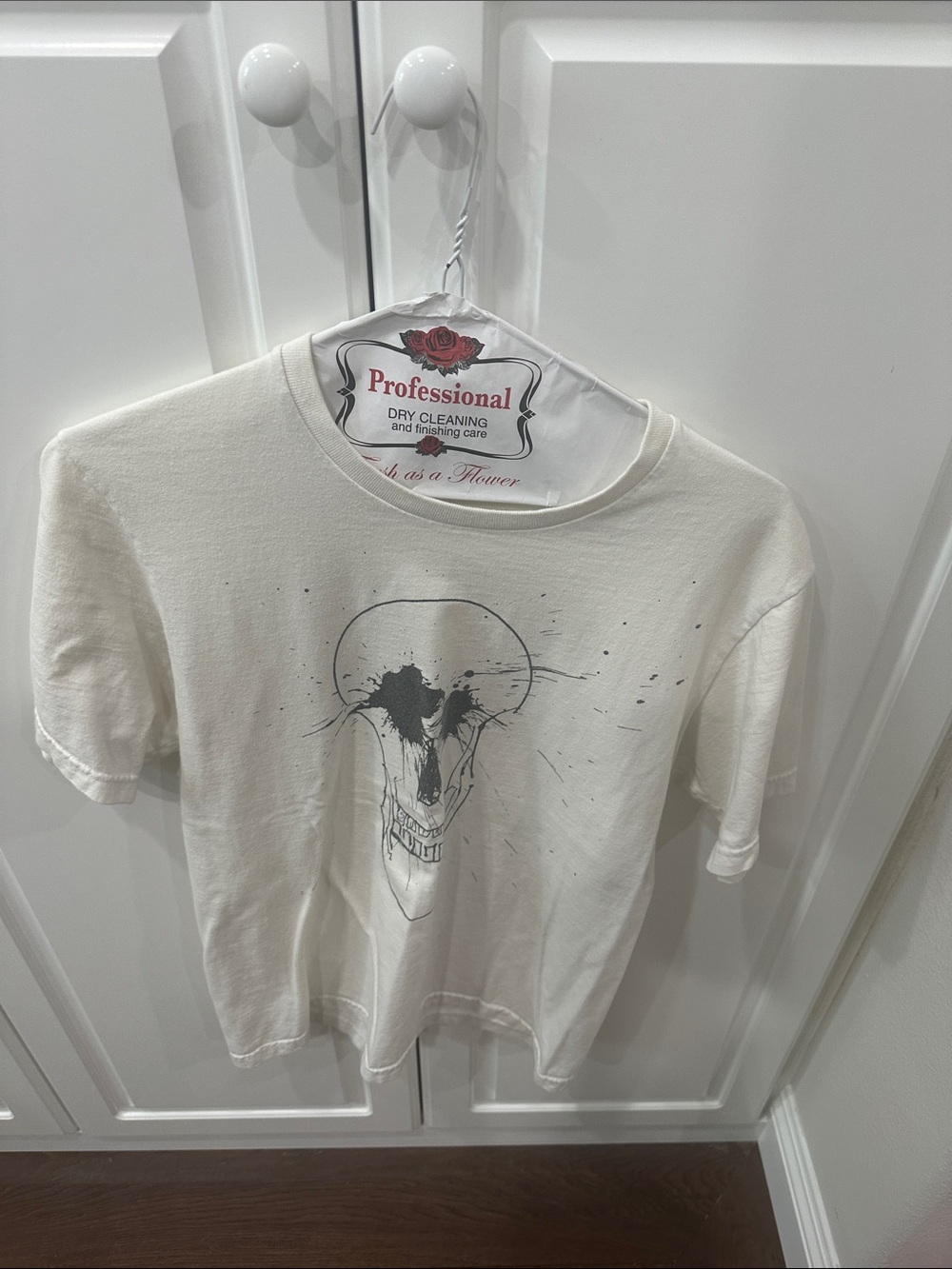 Supreme White Graphic Skull Tee